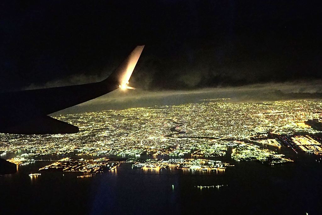 飛行機から眺める横浜の夜景